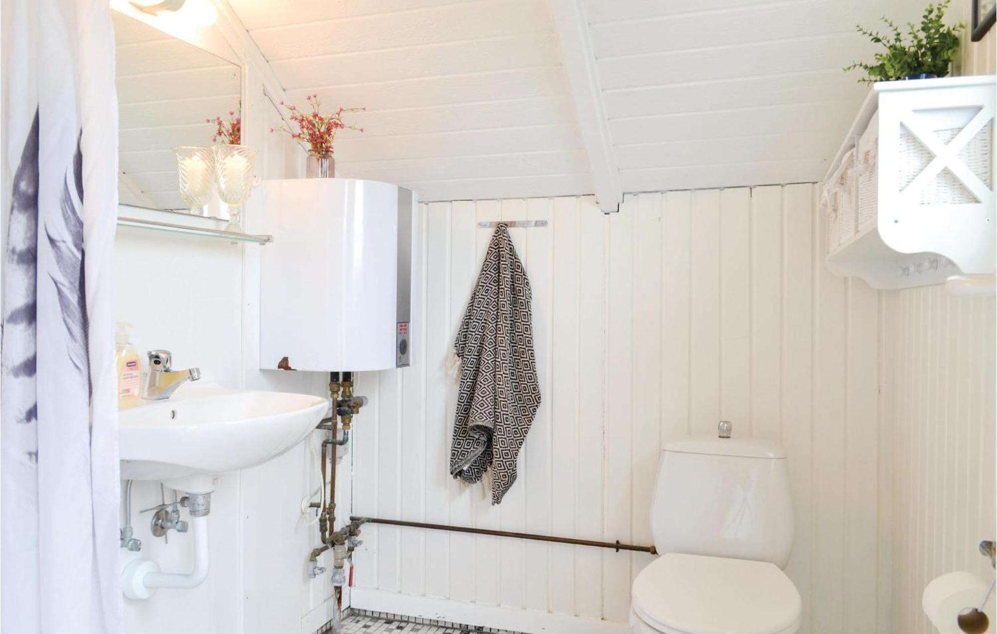 2 Bedroom Beautiful Home In Hvide Sande Bjerregård Exteriér fotografie